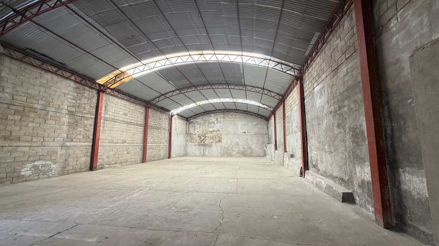 Bodega o nave del predio